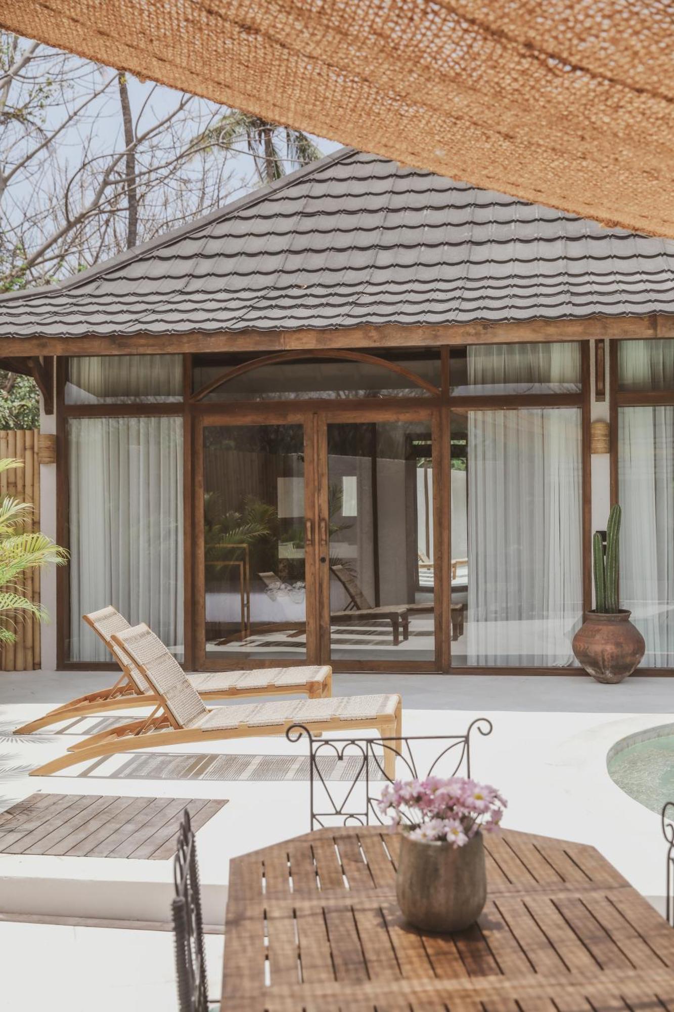Kalyana Villa Гили Еър Екстериор снимка