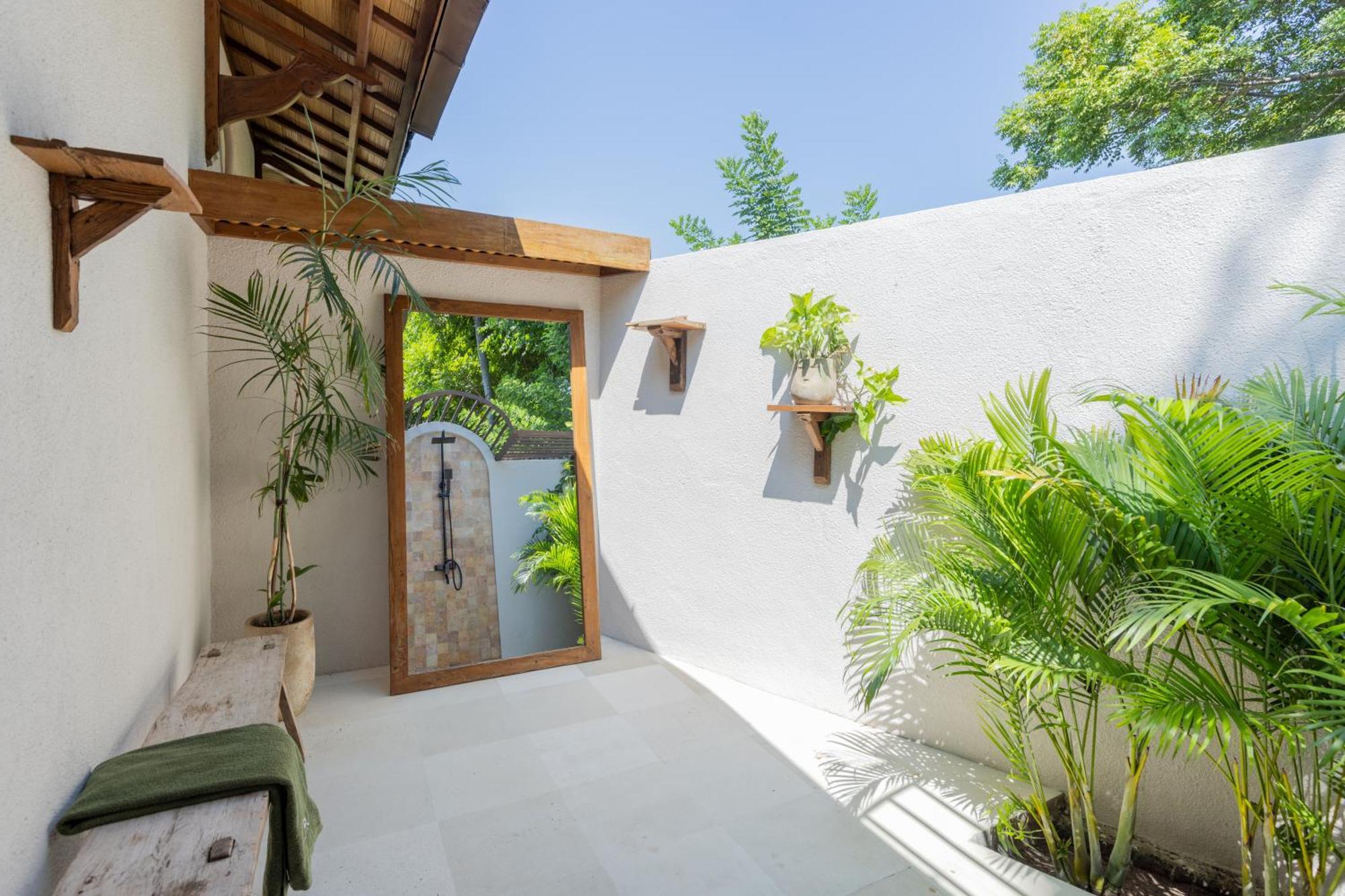 Kalyana Villa Гили Еър Екстериор снимка